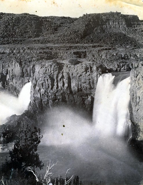 6918284549_c37f2b073b_z